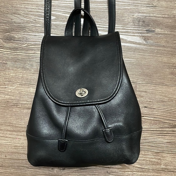 Coach Handbags - Host Pick 12/31🎉🎊!! Coach Backpack 9791